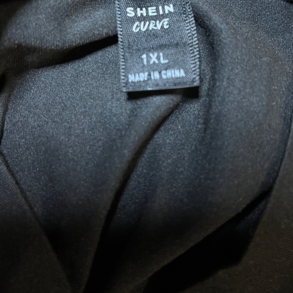SHEIN Black Dress size 1X plus curve - Picture 3 of 5